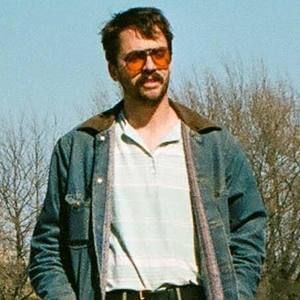 Meet your Posher, Bud